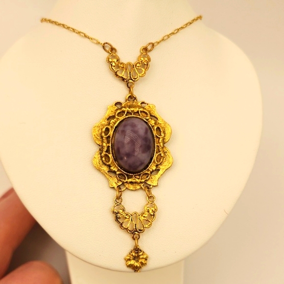 Estate Jewelry - Gold Glit & Purple Victorian Paperclip Necklace